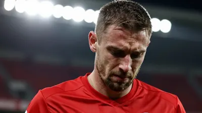 FSV Mainz 05 startete mit einem torlosen Remis gegen SC Paderborn 07 in die Saison, wobei Dominik Kohrs Enttäuschung nach...